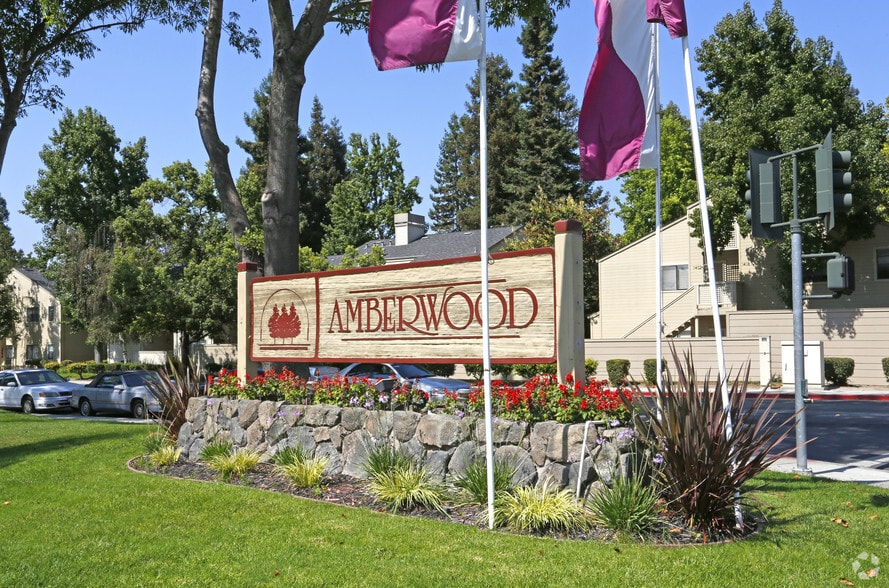 Amberwood Apartments