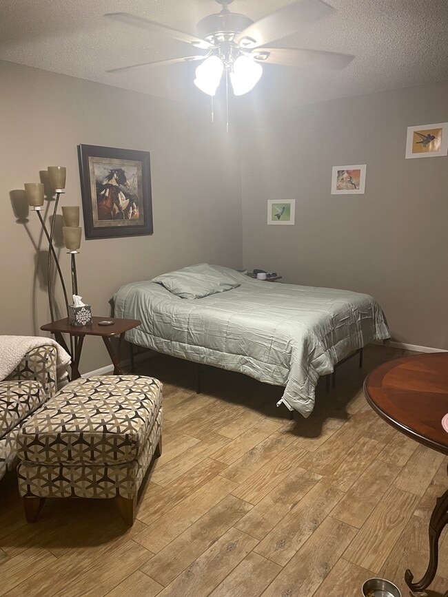 Photo - 2120 Lara Dr