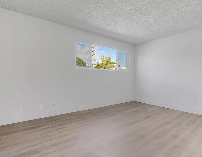 Photo - 1813 9th St Unidad 4