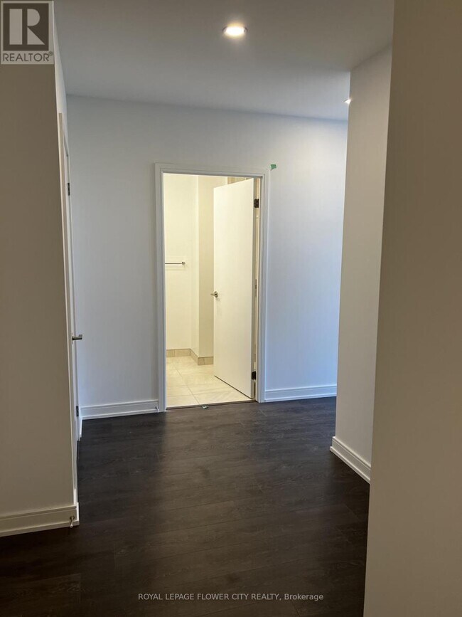 Photo - 30 Samuel Wood Wy Unité 1302