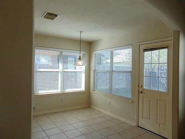 Photo - 11102 Creekline Meadow Ct