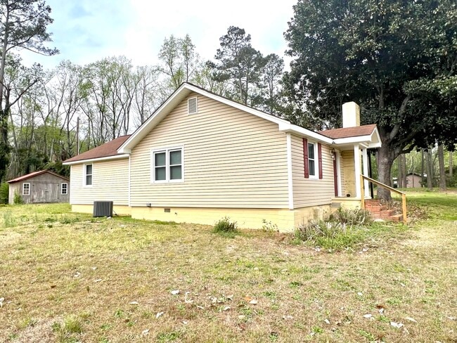 Photo - 881 Belvedere Clearwater Rd