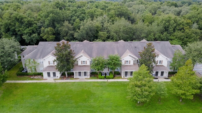 Rolling Acres Apartments
