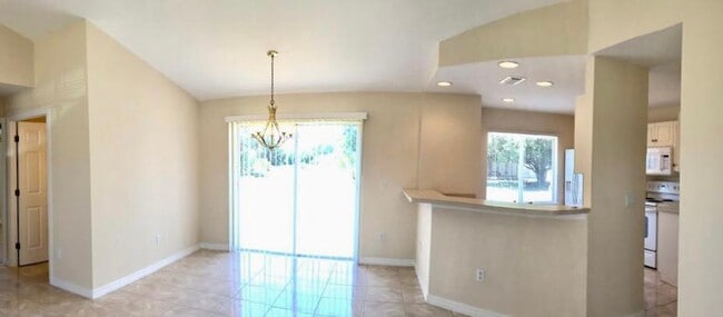 Photo - 2183 Hopwood Rd