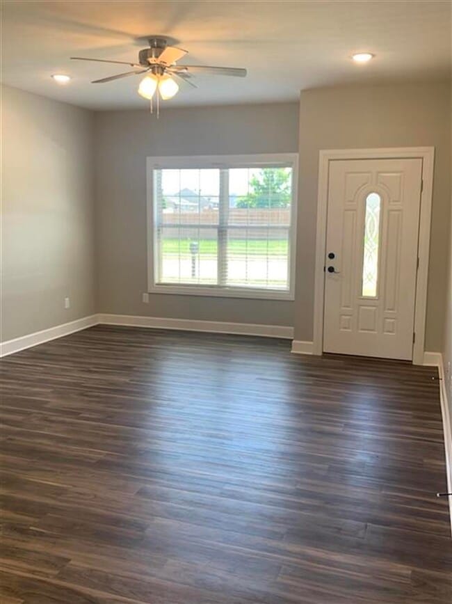 Photo - 1114 Springfield Blvd