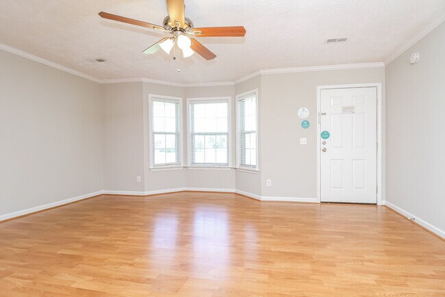 Photo - 1311 Dodd Trail