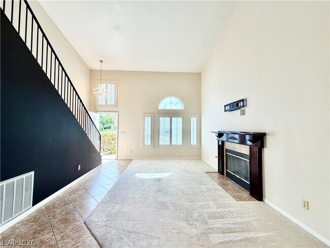 Photo - 448 Winthrop Pl