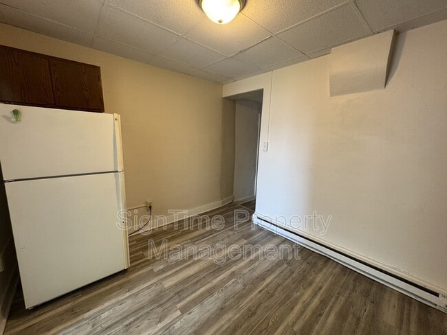 Photo - 40 E Washington St Unit Apt 2B