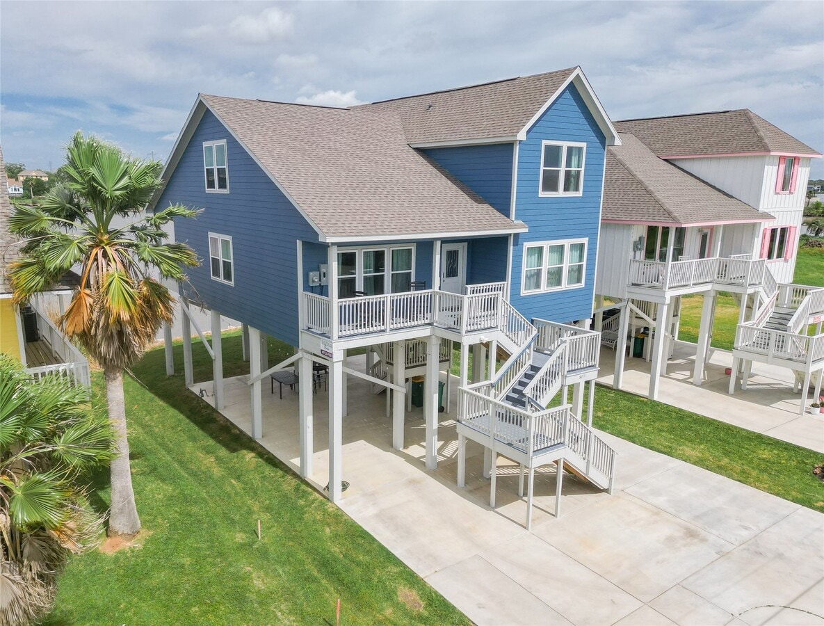 Photo - 809 Todville Rd