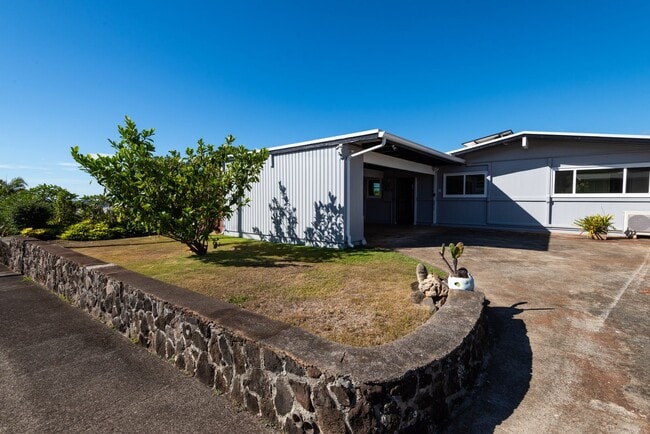 Building Photo - 98-1233 Neki Street