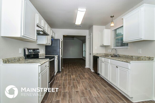 Photo - 1501 Kelly Ln