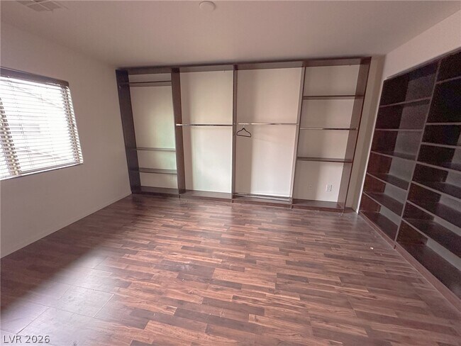 Photo - 10934 Ketchikan St