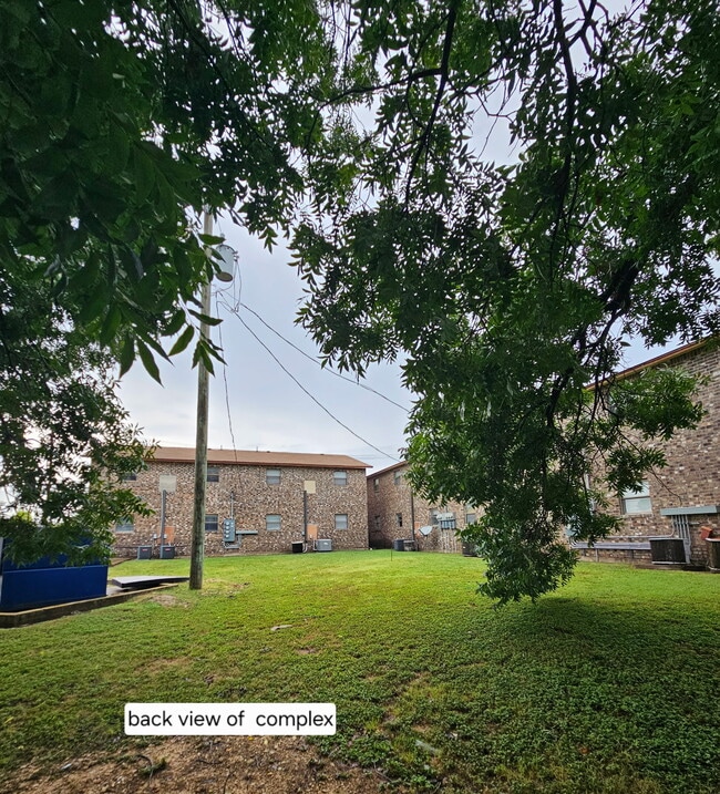 102 E Avenue A