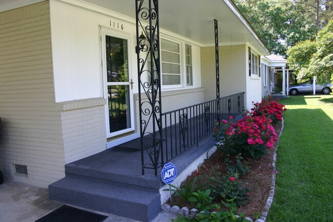 Photo - 1116 Deerwood St