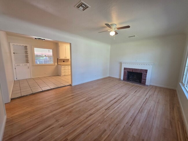 1624 Concord Ave
