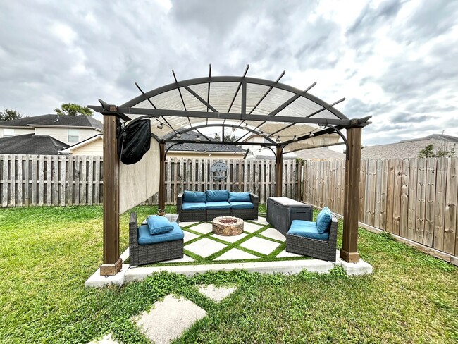 Building Photo - 10807 Summer Meadows Ct