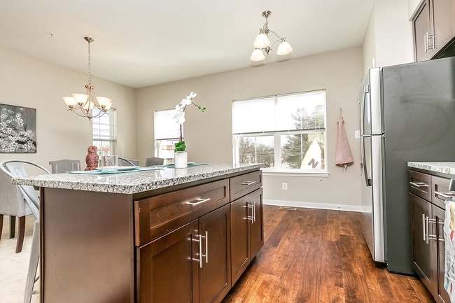 Great space for entertaining or breakfast with the family - Townes at Pine Orchard