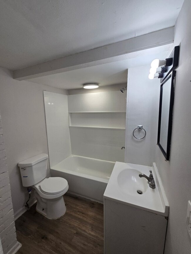 Photo - 3706 Montgomery St