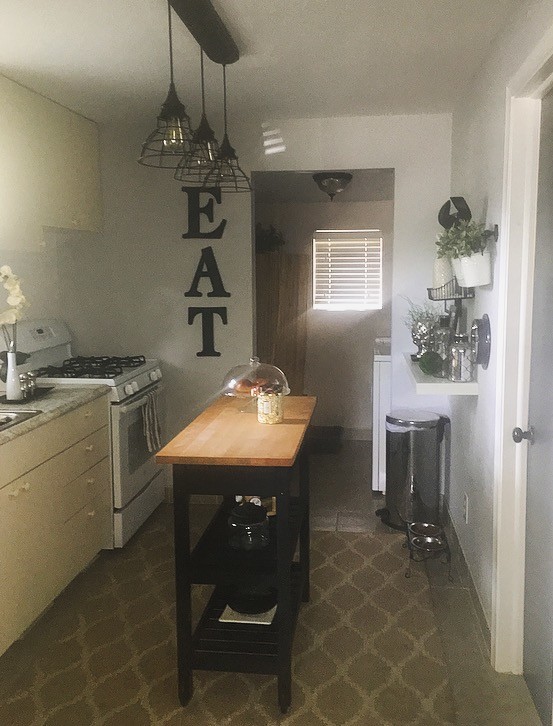 Photo - 584 St Paul St