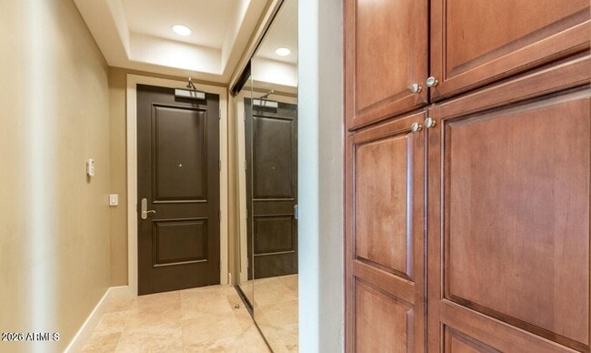 2211 E Camelback Rd Unit 104