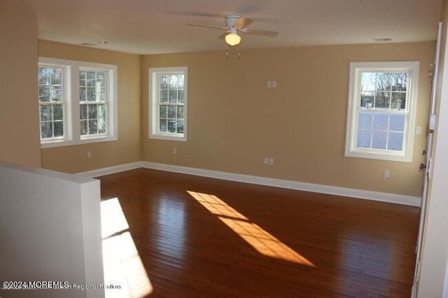 Photo - 256 Mantoloking Rd Unidad 1A