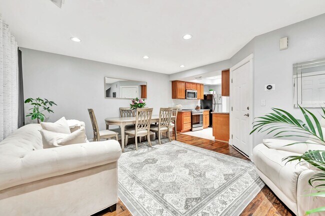 Photo - Villas at Pine