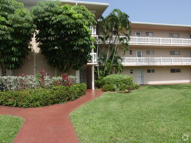 Building Photo - 2769 Garden Dr S Unit 106 Rental