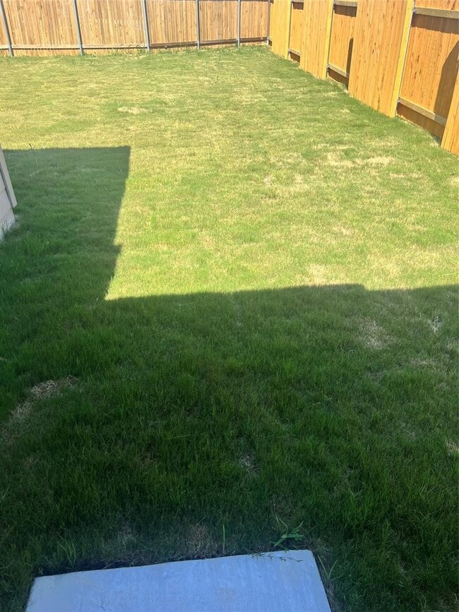 Photo - 125 Maywood Ln