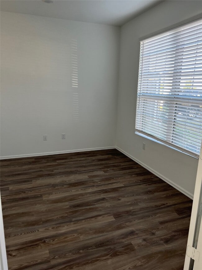 Photo - 7419 Bartoncliff Dr