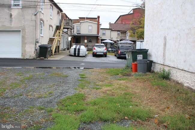 Photo - 130 N Mill St Unit APARTMENT D REAR