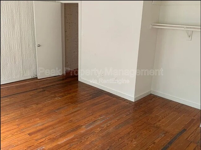 Photo - 308 W Broad St Unit C