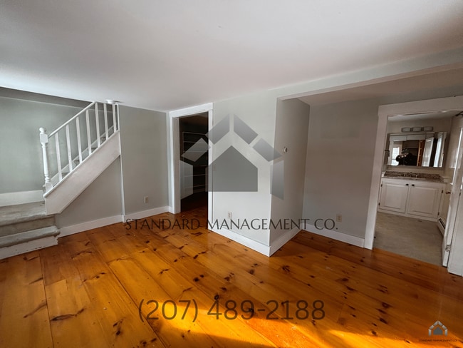 Photo - Sun-Filled 2-Bedroom Home with Garage – Pittston