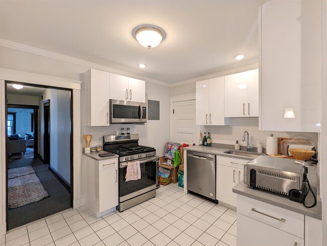 Photo - 92 Powder House Blvd Unit 3