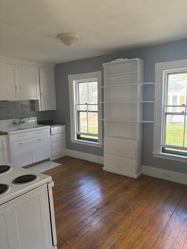 8 Gothic St Unit 8b