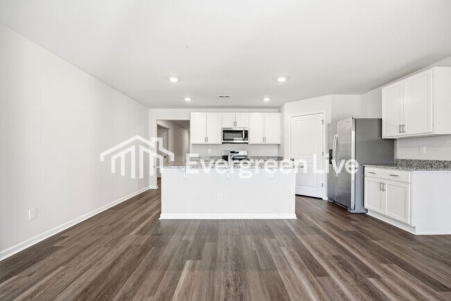 Photo - 1204 Beechridge Ct