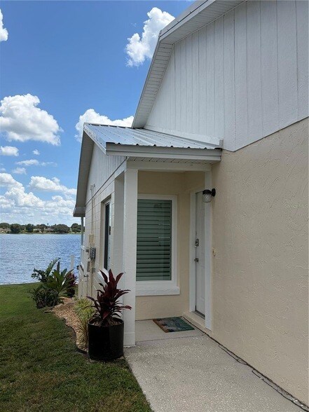 Photo - 679 Lake Dexter Cir