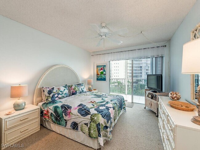 Building Photo - 1 Bluebill Ave Unit 709