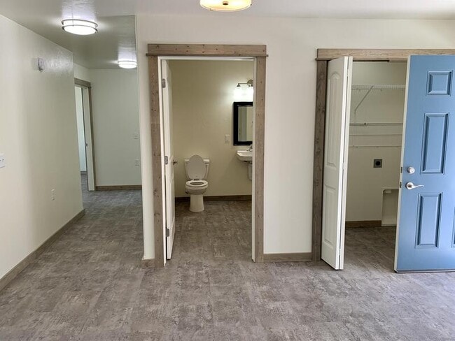 Photo - 850 Gibbon St