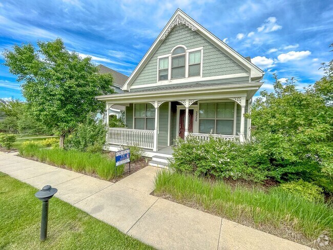 Building Photo - Central Park Home For Rent