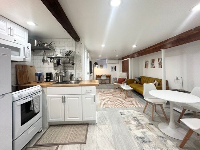 Photo - 44 Woodbine St Unit B