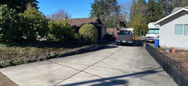 Photo - Clinton Dr Unidad 1207 Clinton Dr.