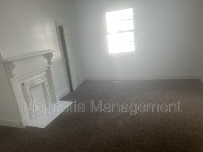 Photo - 277 Chavasse Ave