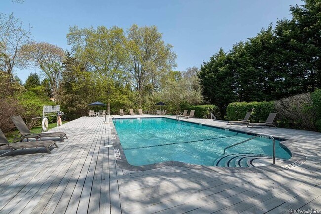 Photo - 221 Mill Rd Unit 3
