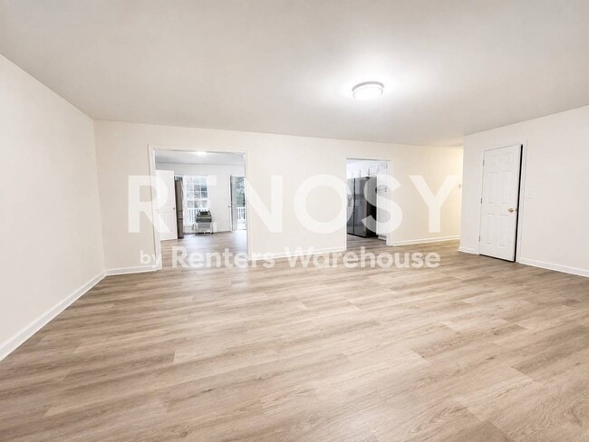 6860 Highway 5,