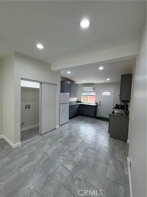 Photo - 8418 Stewart and Gray Rd