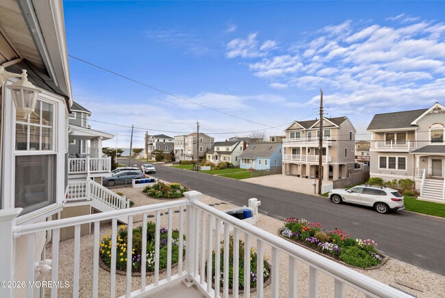 26 W Oceanview Dr