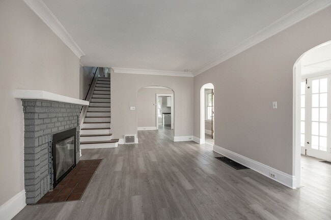 Photo - 3300 Dellwood Rd Unit Right