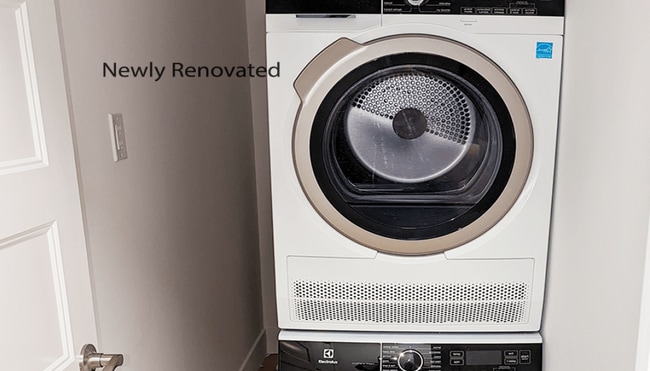 Photo - 75 Greenfields Drive