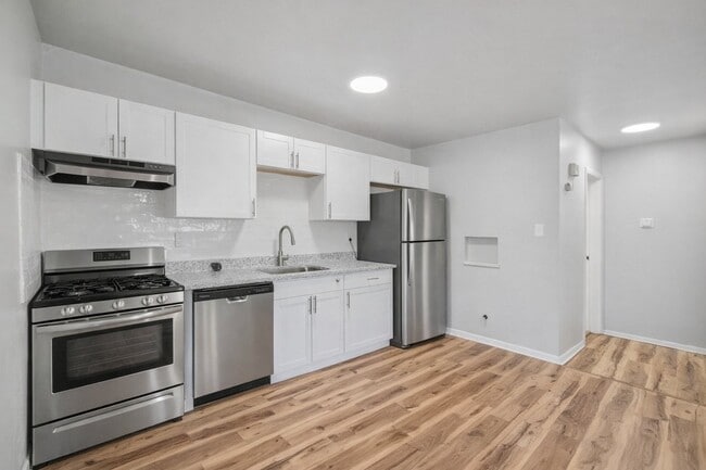 Photo - 319 E Brookside St Unit 15