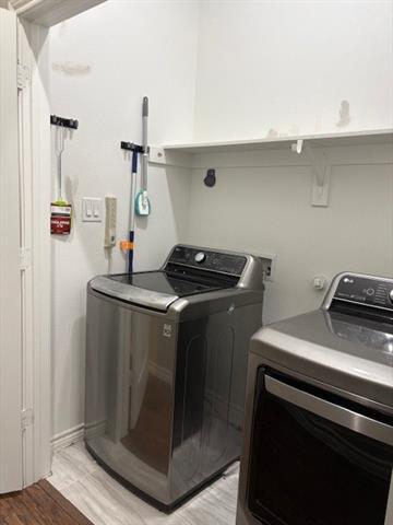 Photo - 2727 Foreman St